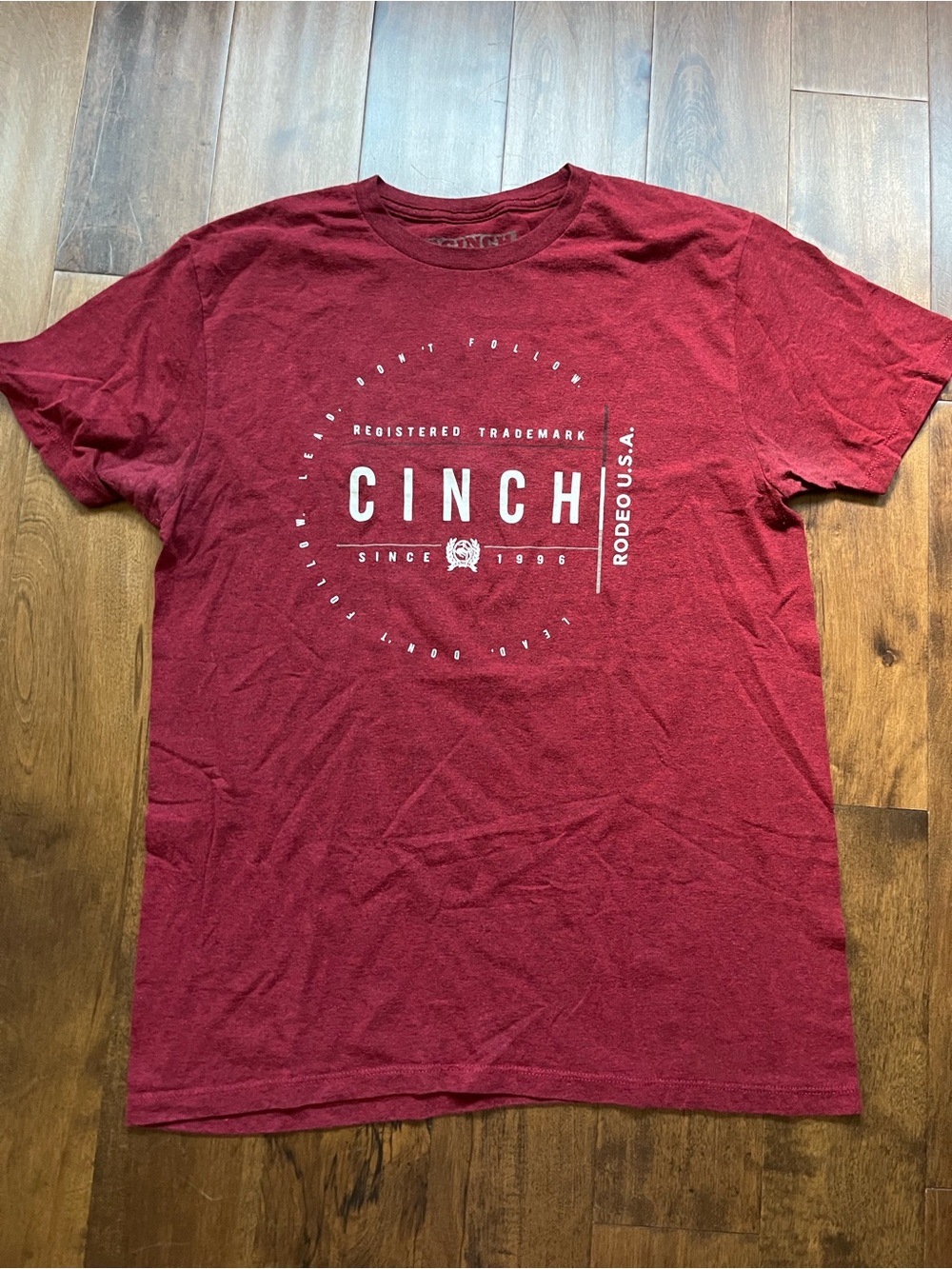 Cinch Men's Deep Red Logo Crew Short Sleeve Tee